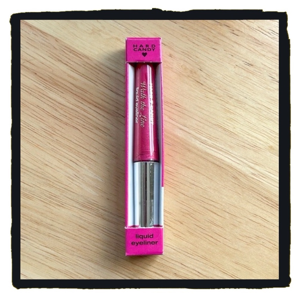 💕Hard Candy Liquid Eyeliner Magenta Madness💕